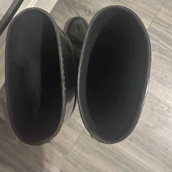 Black Michael Kors rain boots - Picture 2 of 5